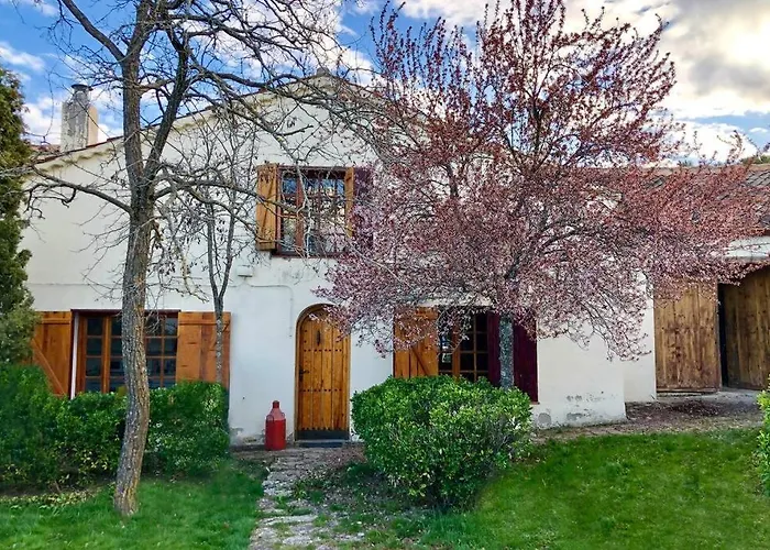 Casa Del Rio Torre Val De San Pedro