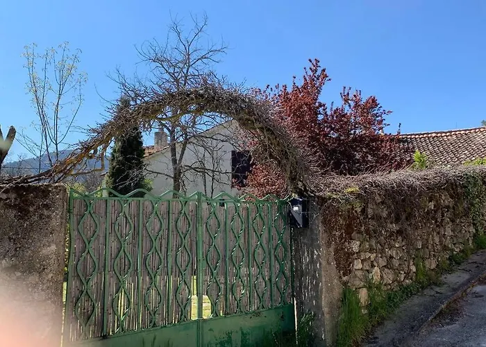 Casa Del Rio Torre Val De San Pedro